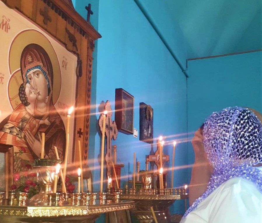 Святая Русская Церковь чествует чудотворную икону Владимирской Божией Матери.