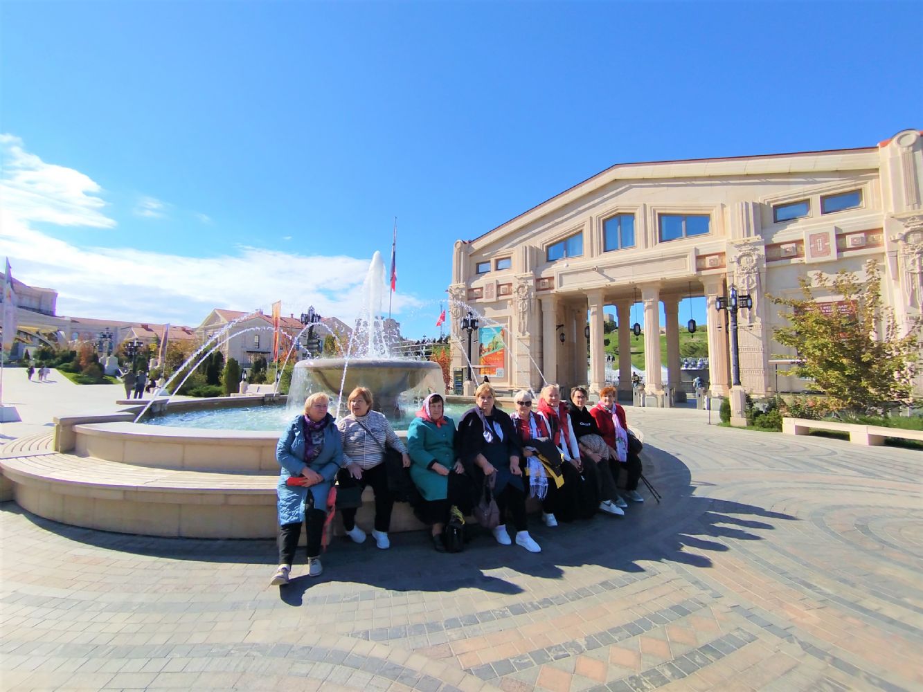 По благословению настоятеля о Сергия (Купельяна), прихожане храма свт Луки, пгт Новый Свет посетили Херсонес.