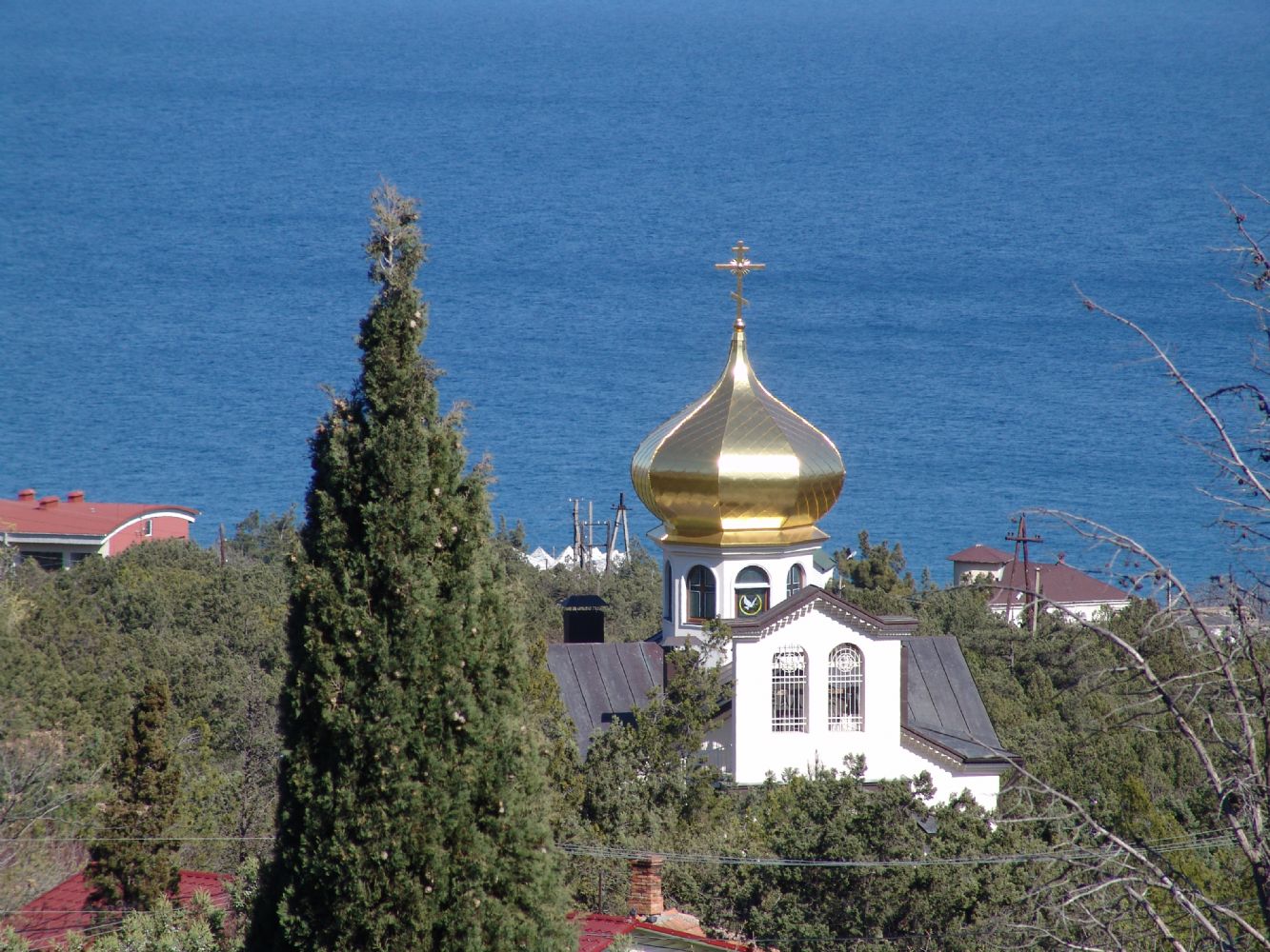 С Днем рождения, Храм.